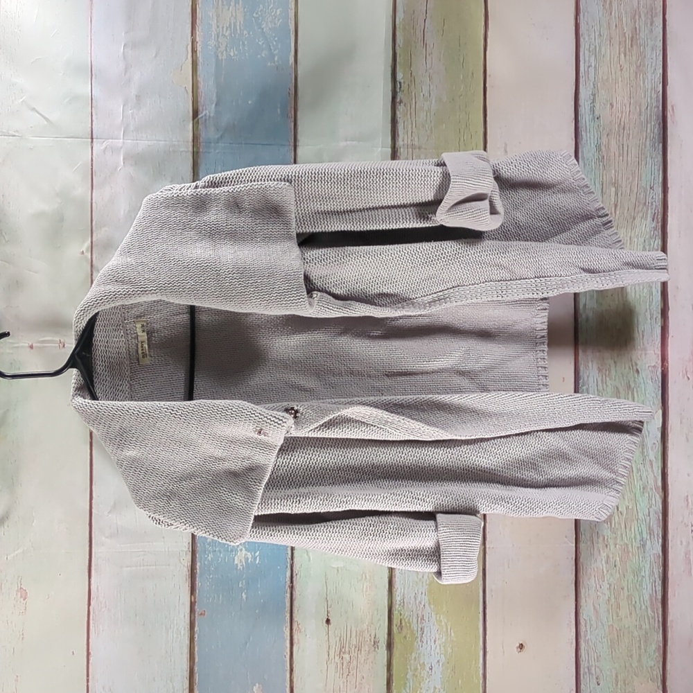 Old Navy gray cardigan sweater